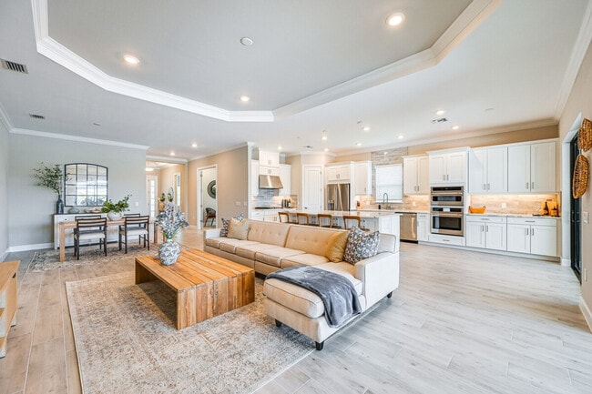 Photo - 15140 Pescara St Unit ID1307189P