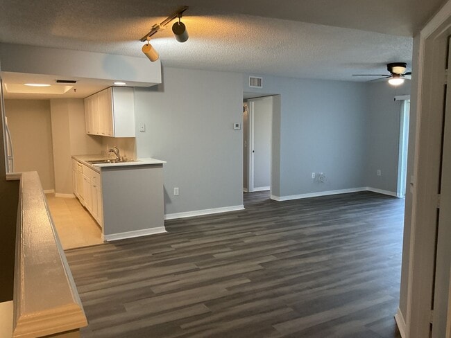 Building Photo - Grand Isles - Southwind Unit 107