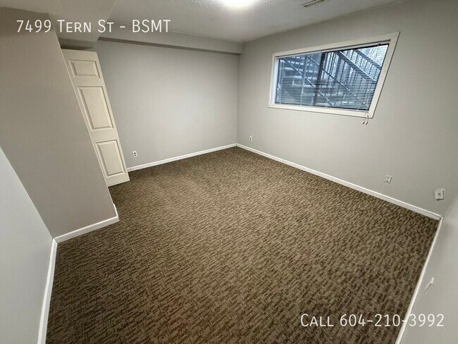 Photo - Very Spacious Ground Level Suite Unit BSMT