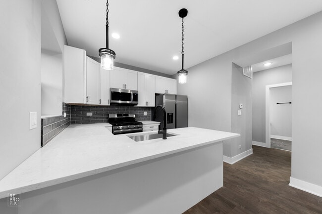 Photo - 1407 W Flournoy St Unit 2