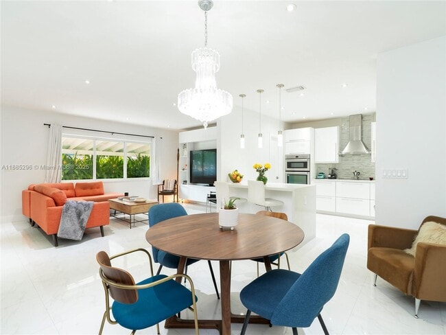 Photo - 1617 NE 157th Ter