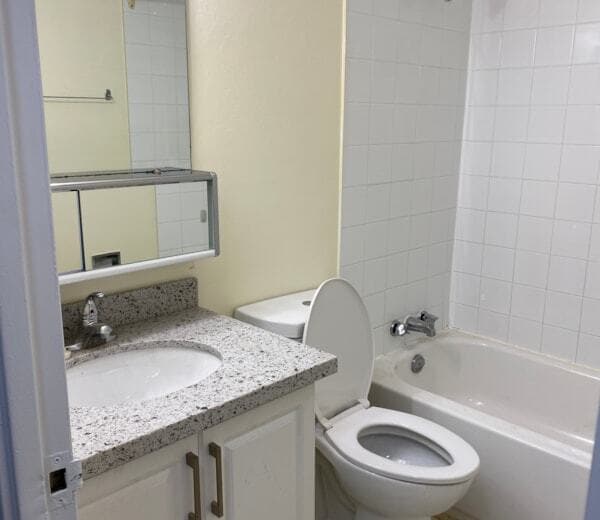 Photo - Castlegate Apartments