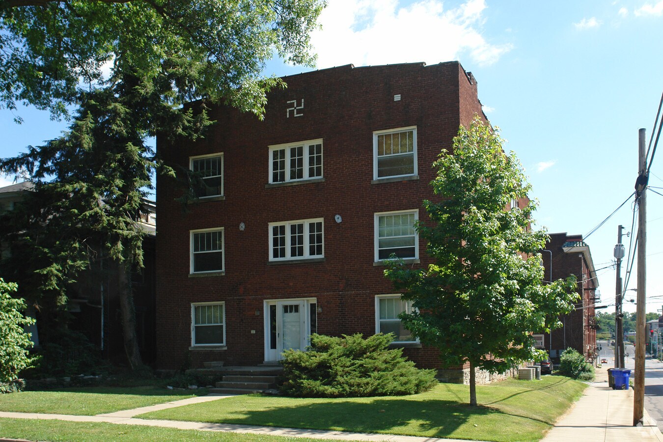 Photo - 281 Lyndhurst Pl Apartments