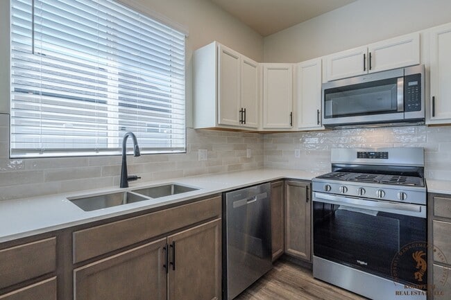 Photo - 2453 Revere Rd