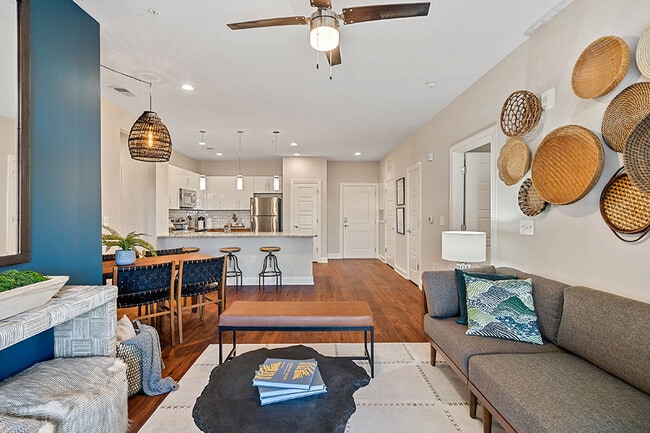 Photo - Hawthorne at Haywood