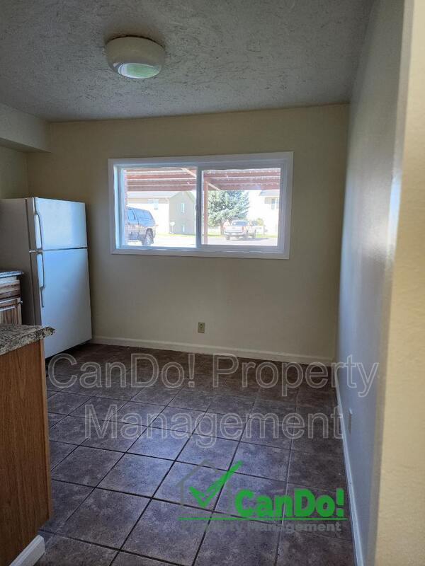 Photo - 230 Carol Dr Unit #4