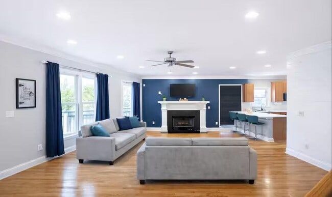 Photo - 1032 Lena St NW