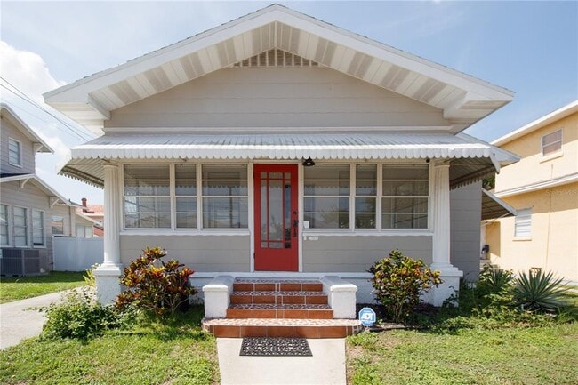 Building Photo - 2512 W Cordelia St Rental