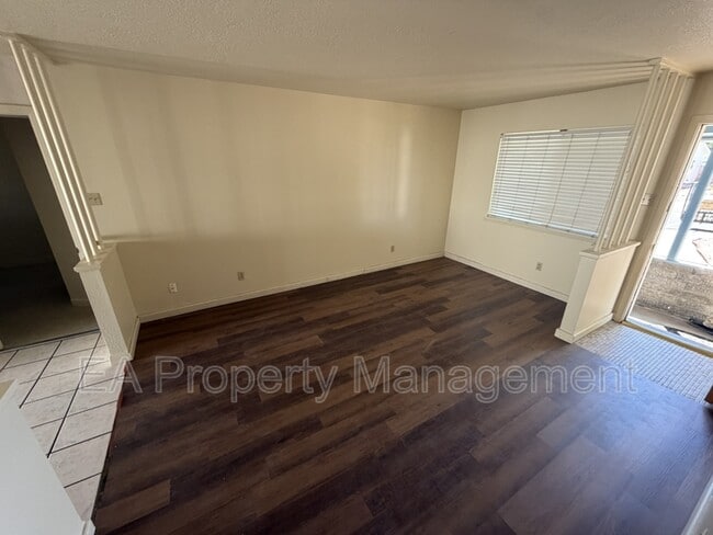 Photo - 1732 Muriel St NE