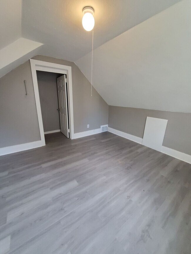 Photo - 1452 N 29th St Unit 1452B Rear Cottage