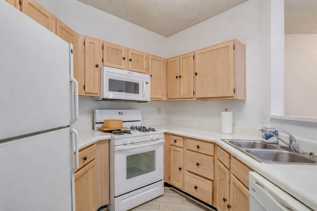 Photo - 14313 Climbing Rose Way Unit 305