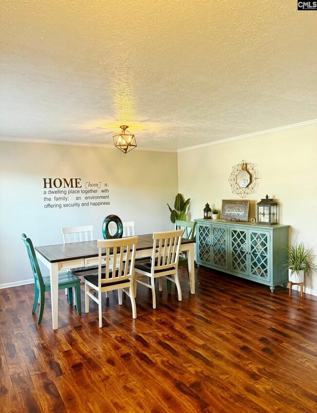 Photo - 1906 Leesburg Dr