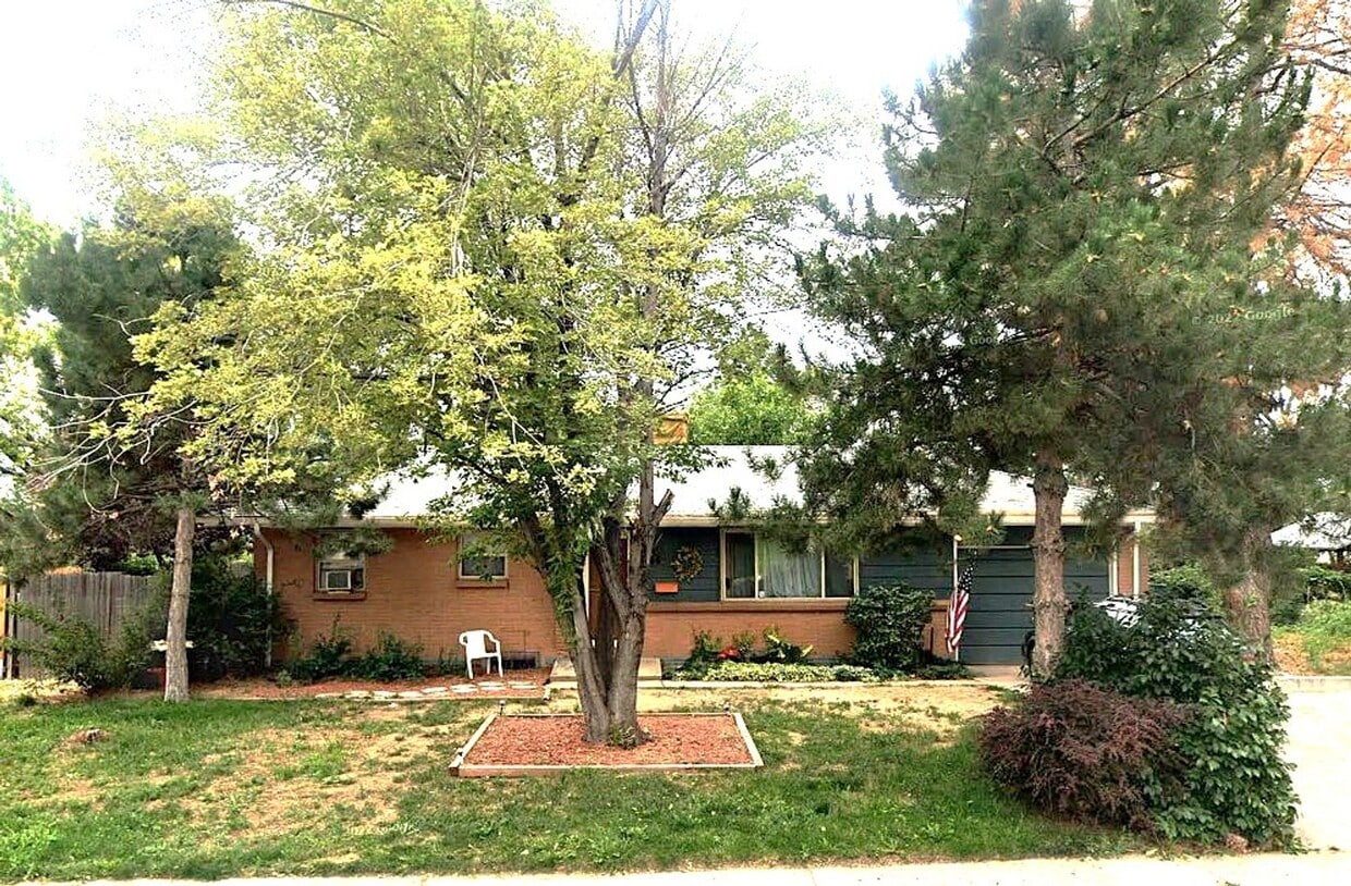 Beautiful 3-Bedroom, 1.5-Bathroom Home wit... - Beautiful 3-Bedroom, 1.5-Bathroom Home wit...
