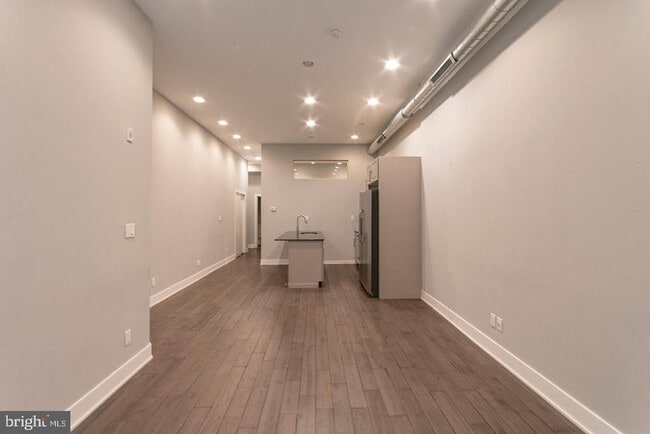 Photo - 135 N 3rd St Unidad 2C