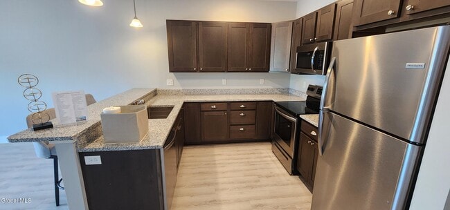 Photo - 25 Hastings Dr Unidad 212