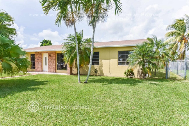 Building Photo - 10805 SW 142nd Ln Rental