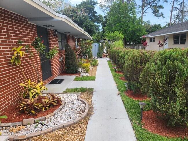 Photo - 452 Martin Ave Unidad B