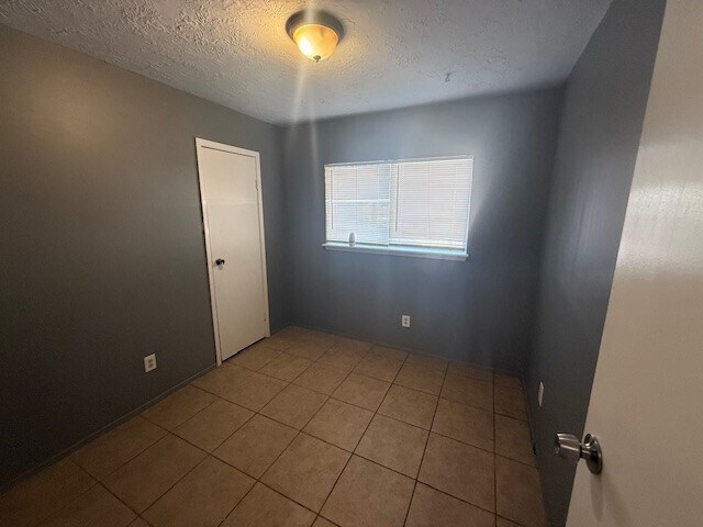 Photo - 22217 Diane Dr