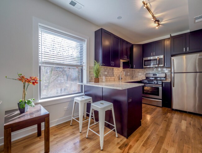 Photo - 2205 W Eastwood Ave