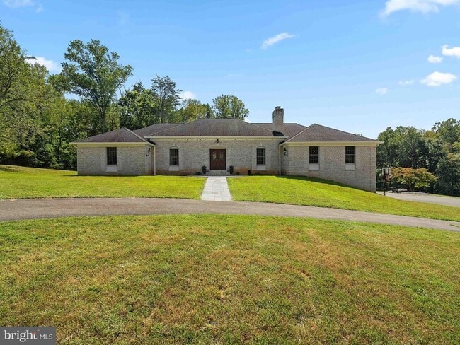 Building Photo - 11311 Stuart Mill Rd Rental