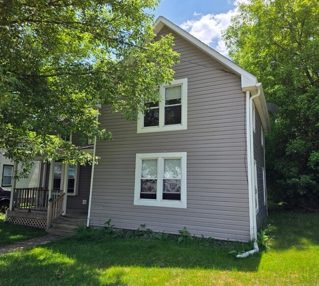Photo - 29 E Vanscoter St