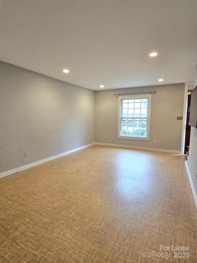 Photo - 3722 Park Rd