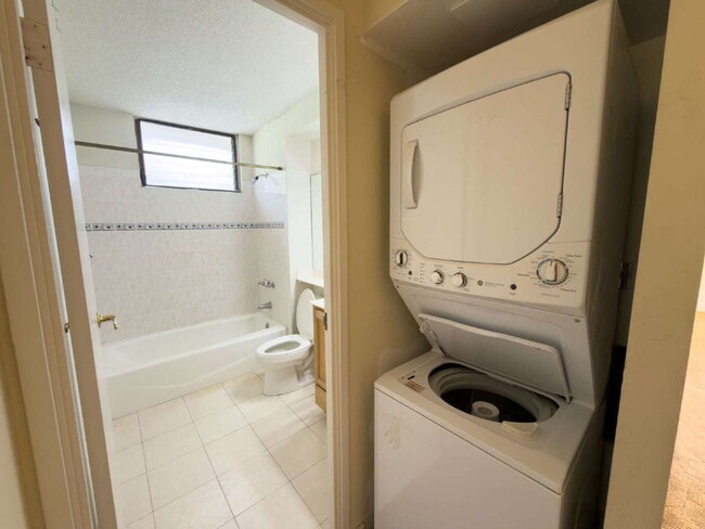 Photo - Kueahelani Apartments – 2BD/2BA Townhome w/ Lanai, 2 Covered Parking, Storage Unit 117