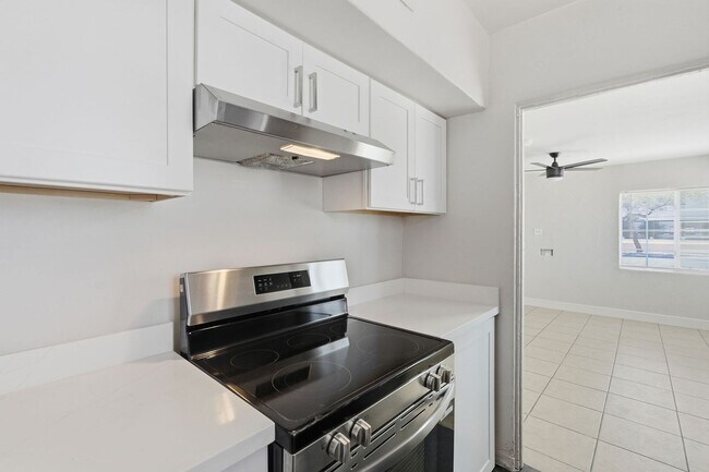 Photo - 1036 N 16th St Unit 1038