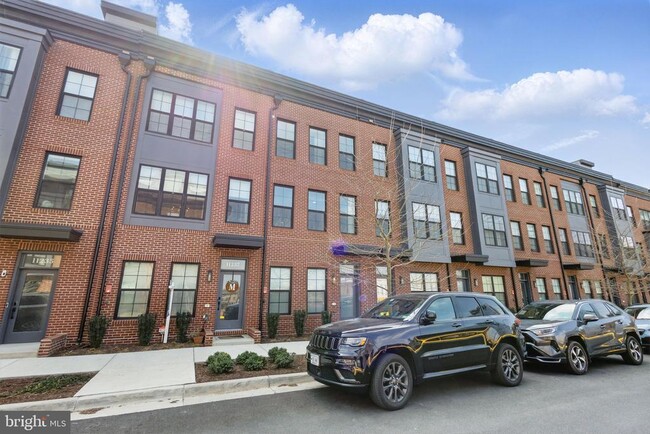 Photo - 11239 Beaker St Townhome