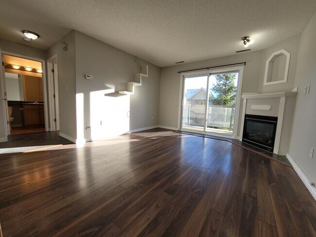 Photo - 279 Suder Greens Dr NW