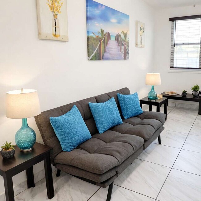 324 Van Buren St Unit SI FL1-ID1358004P