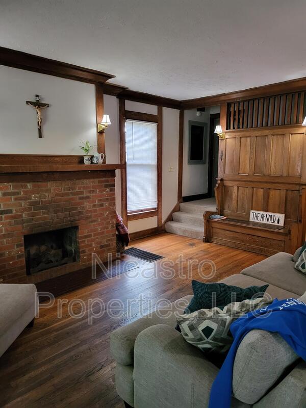 175 E Northwood Ave