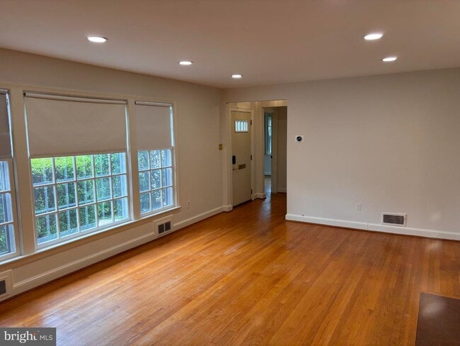 Photo - 5602 Pollard Rd