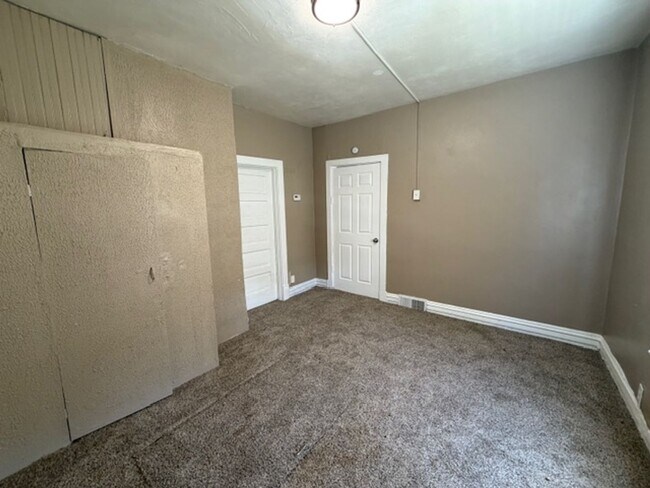 Photo - Lovely 2 Bedroom / 1 Bath for Rent - Section 8 Welcome