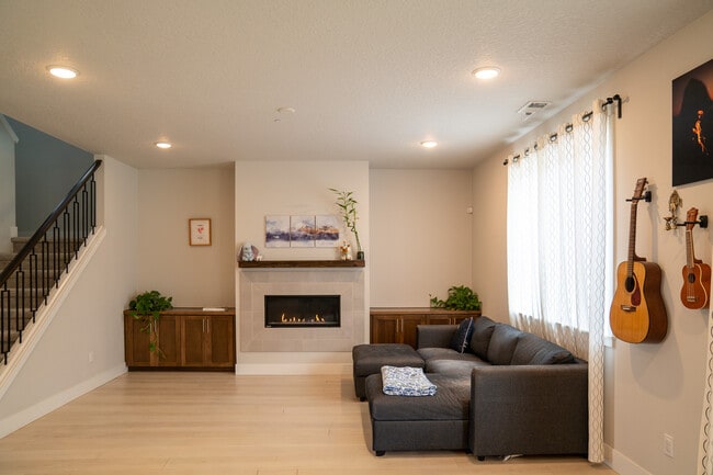Photo - 9903 SW 172nd Ave