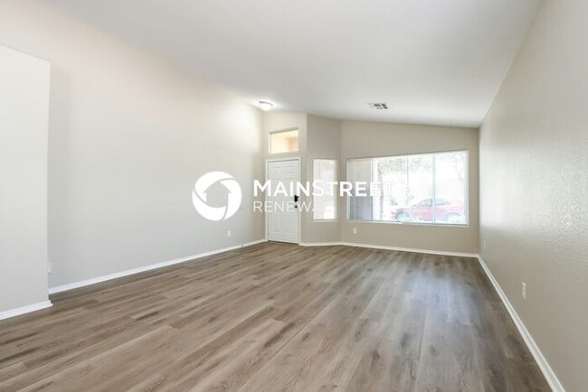 Photo - 4 Bedroom Pet-Friendly Home in Peoria, AZ with Main Street Renewal