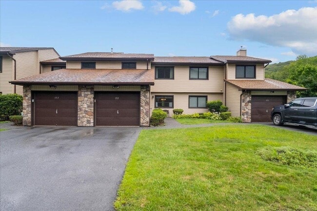 Photo - 152 Eagleton Dr Townhome