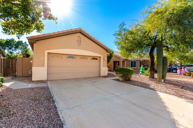Photo - Beautiful Chandler Rental