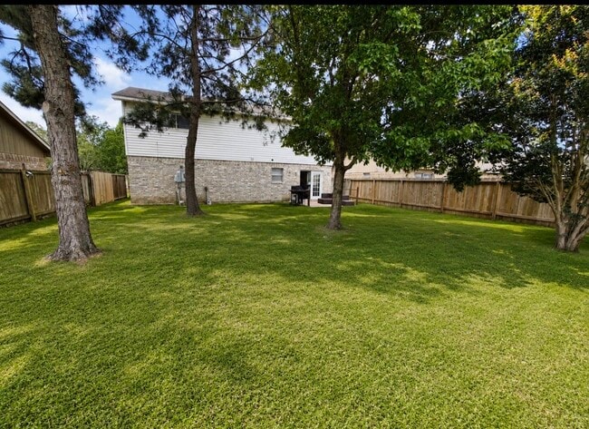 Photo - 18210 Almonte Ln