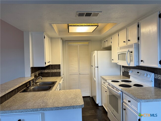 Photo - 1013 Chestnut St Unidad D-6