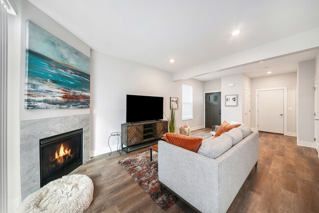 Meadowood Townhomes - Meadowood Townhomes