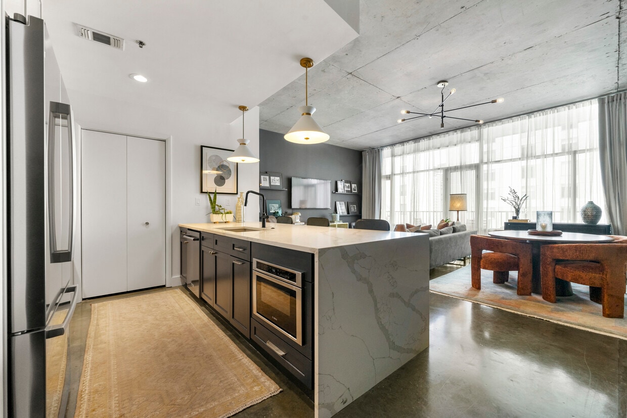 Photo - 845 Spring St NW (Atlanta, GA)