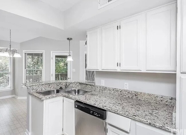 Photo - 109 Killam Ct