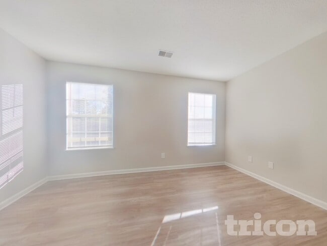 Photo - 386 Fox Trot Dr