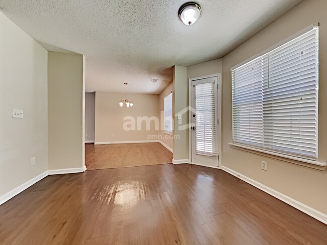 Photo - 4089 Dresden Ct NW