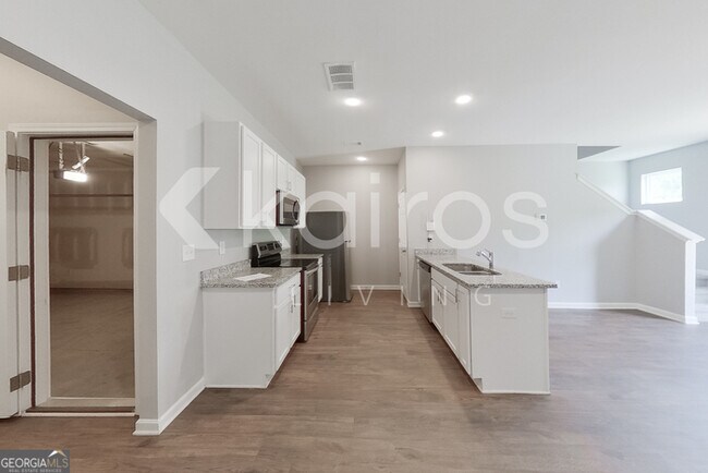 Photo - 139 Dudley Wy