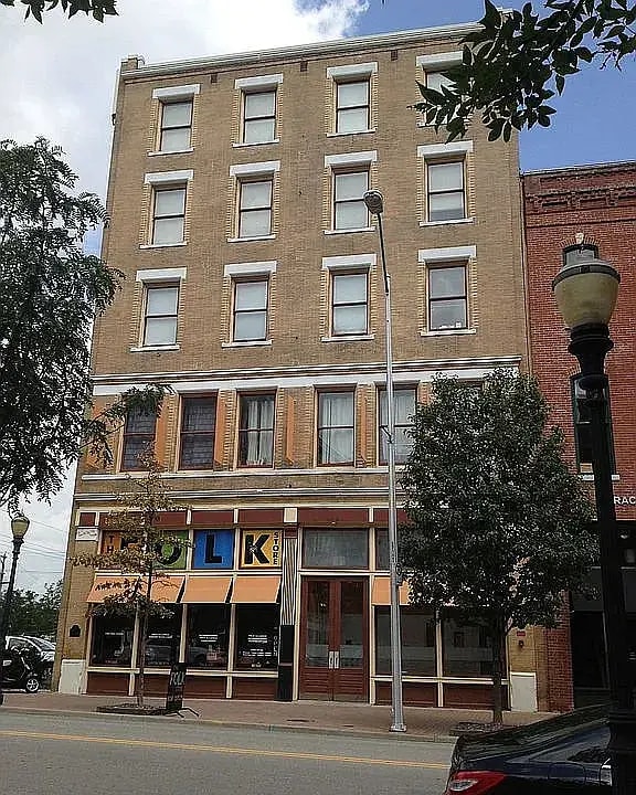 Photo - 509 DELAWARE St Unit 201