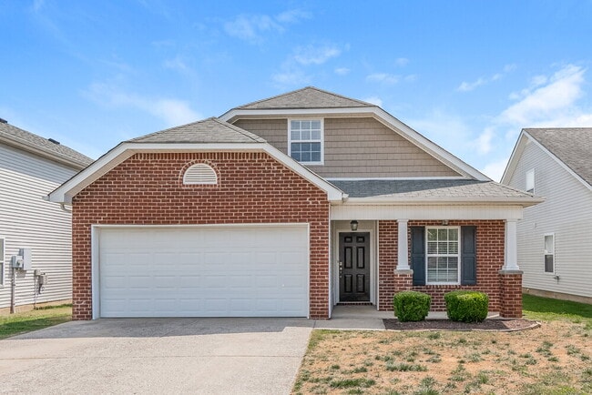 Building Photo - 1625 Beaconcrest Cir