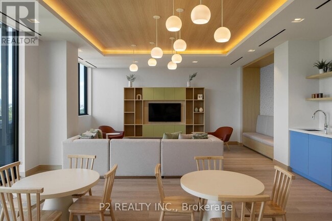 Photo - 36 Zorra St Unité 911