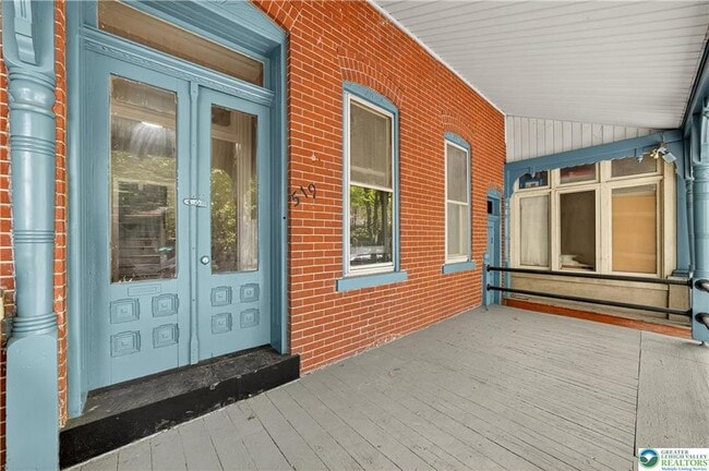 Photo - 519 N 6th St Unit 2